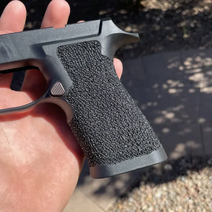 Customized Sig P320 from 4R3 Tactical